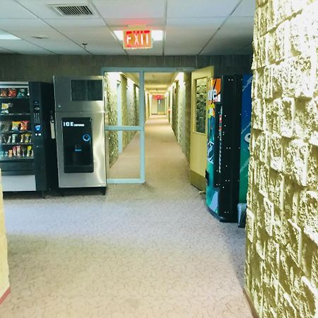 Northern Star Hotel & Convention Center Slave Lake Экстерьер фото