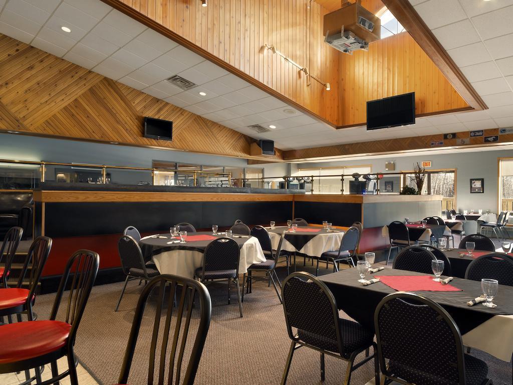 Northern Star Hotel & Convention Center Slave Lake Экстерьер фото